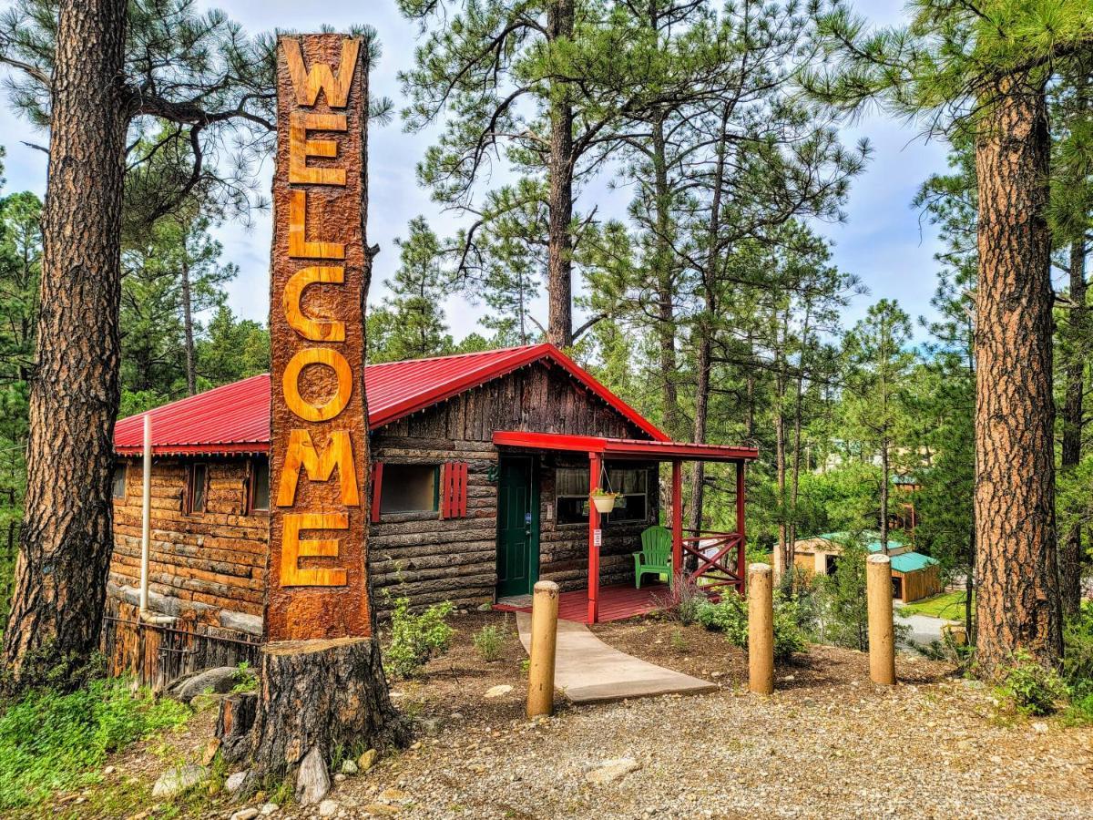 Sierra Blanca Cabins Hotell Ruidoso Exteriör bild