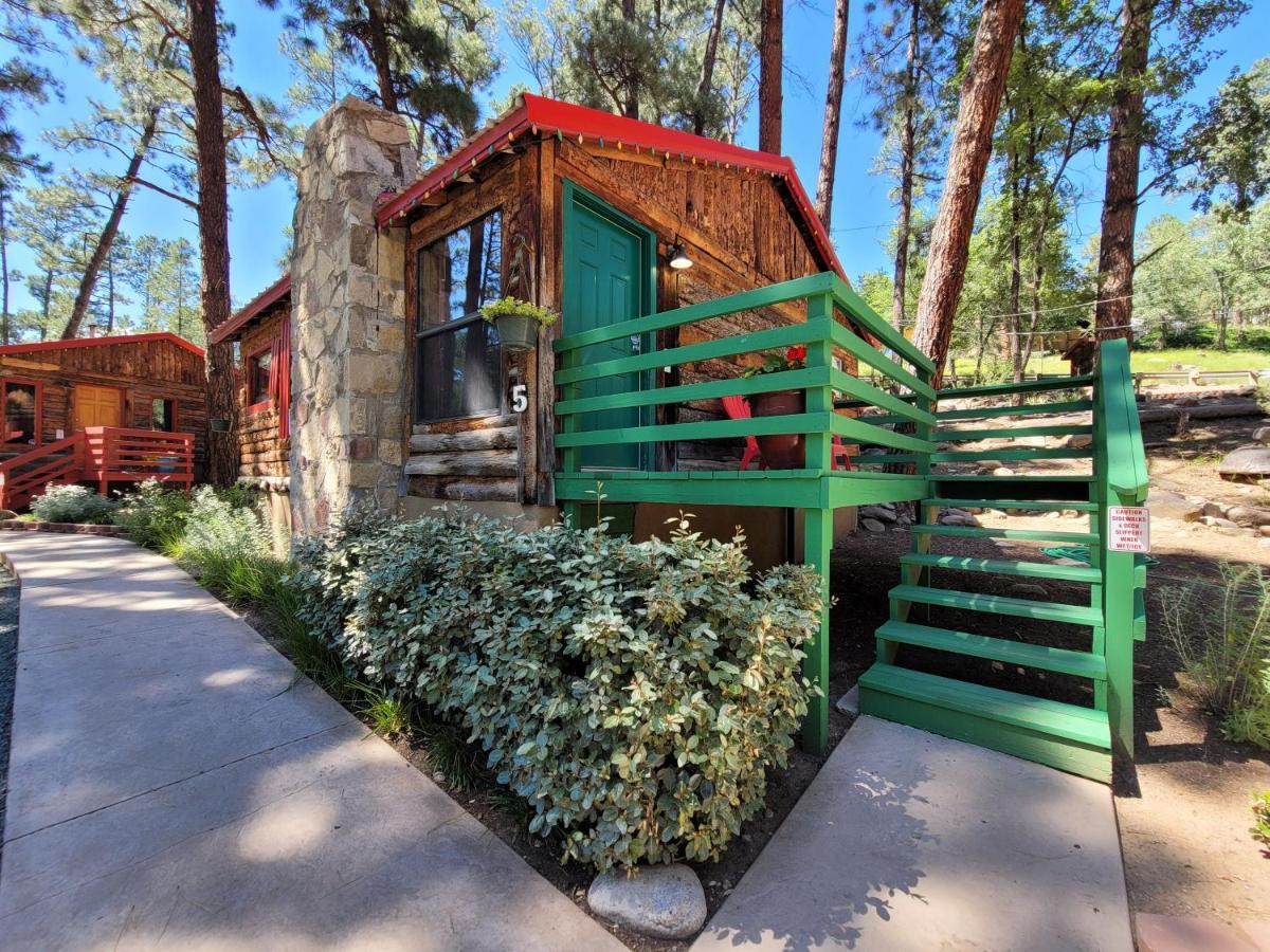 Sierra Blanca Cabins Hotell Ruidoso Exteriör bild