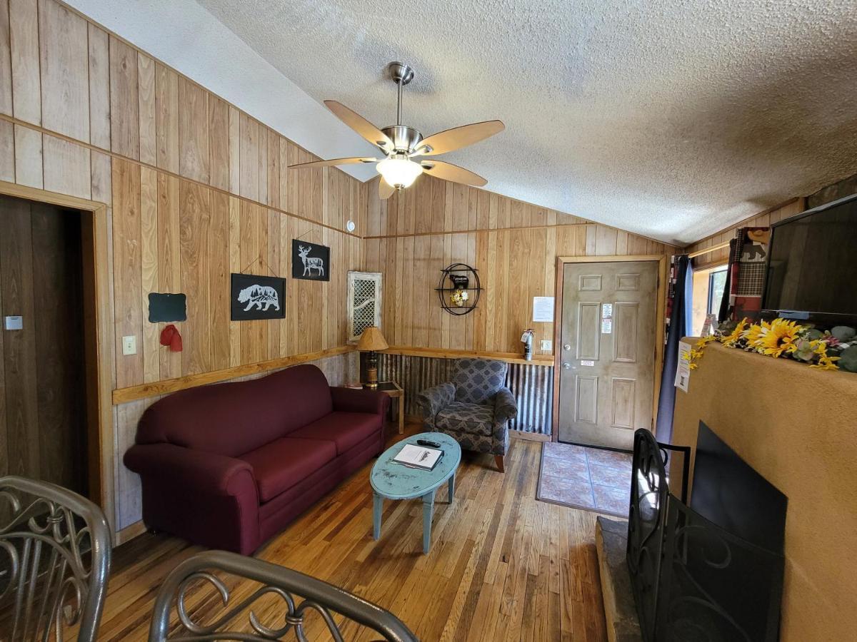 Sierra Blanca Cabins Hotell Ruidoso Exteriör bild
