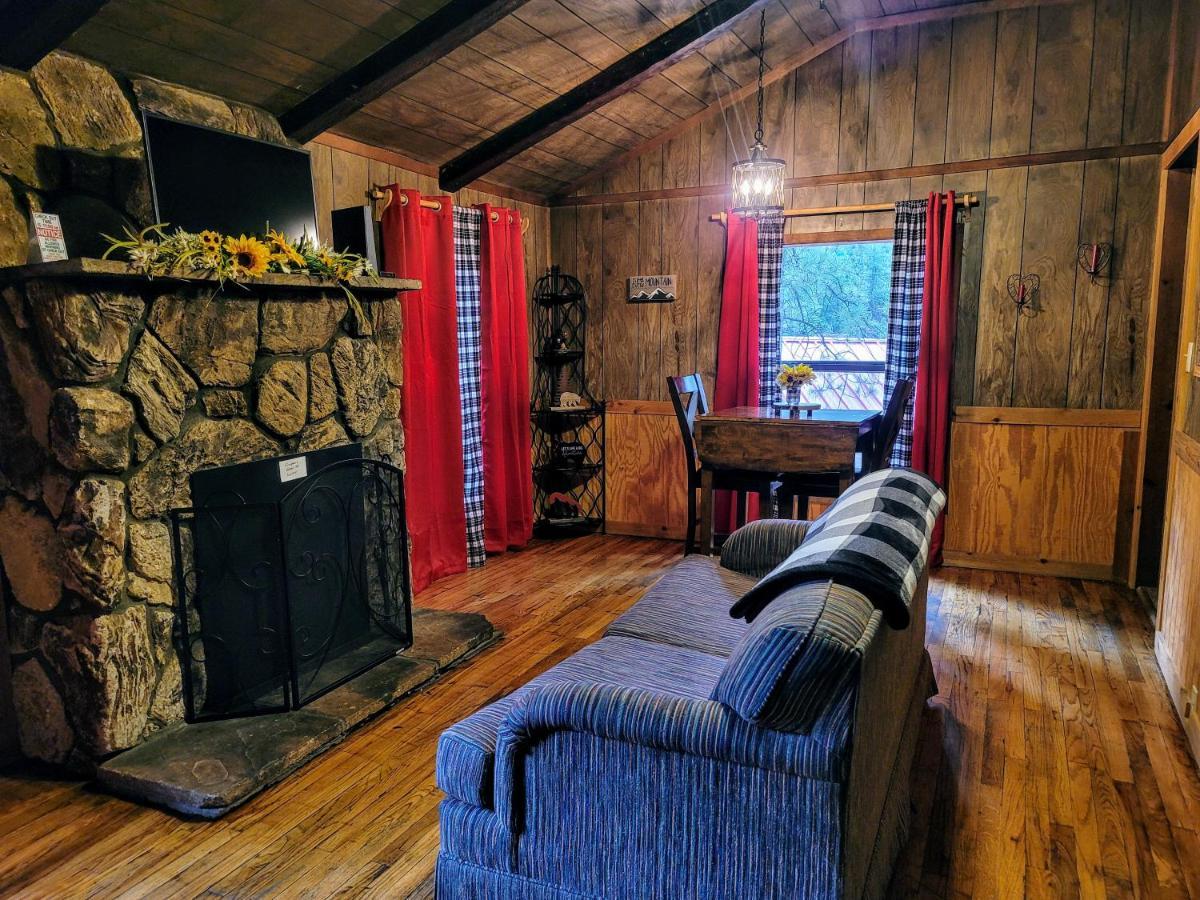 Sierra Blanca Cabins Hotell Ruidoso Exteriör bild